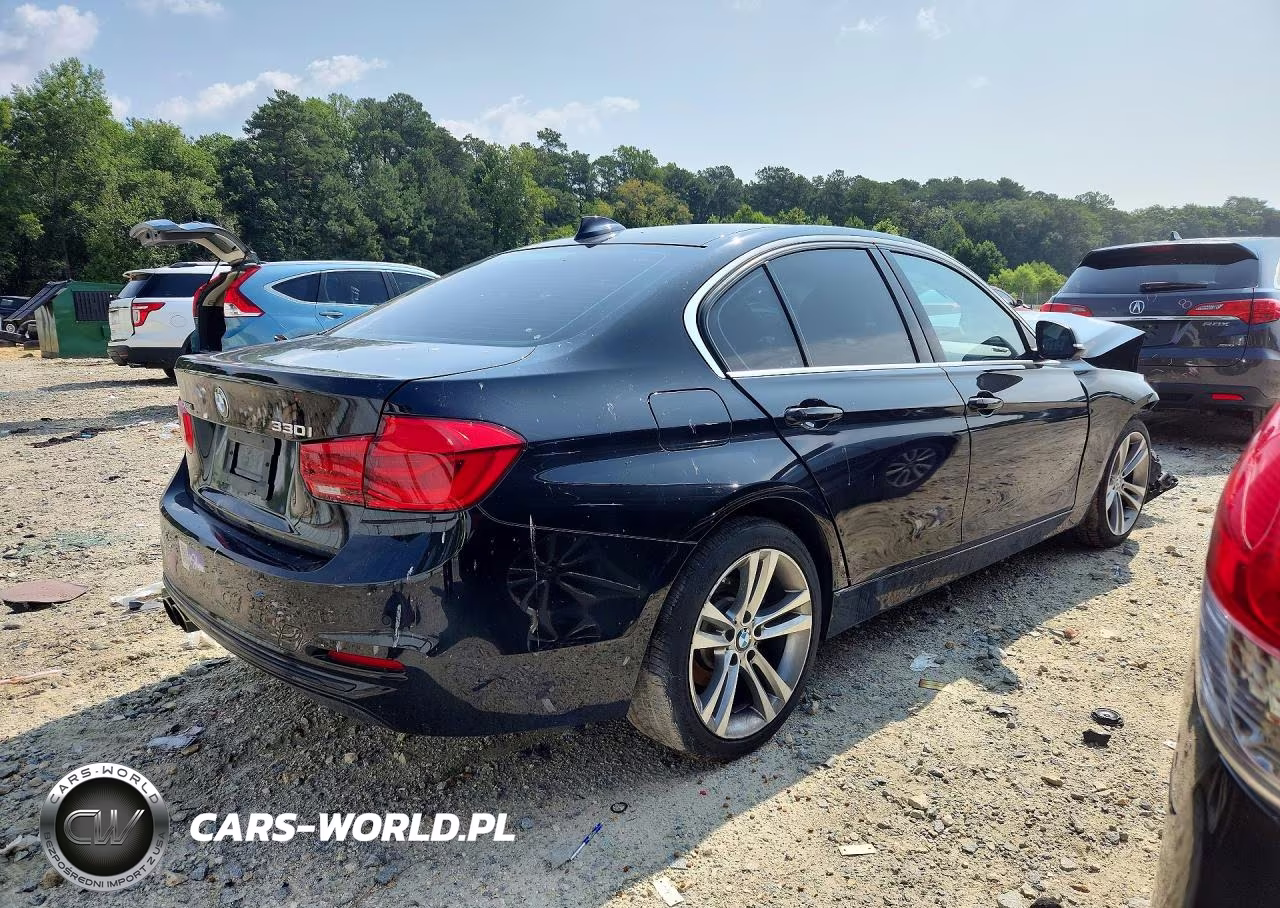 2017 BMW 330 Xi VIN:WBA8D9C37HA005572 - 3