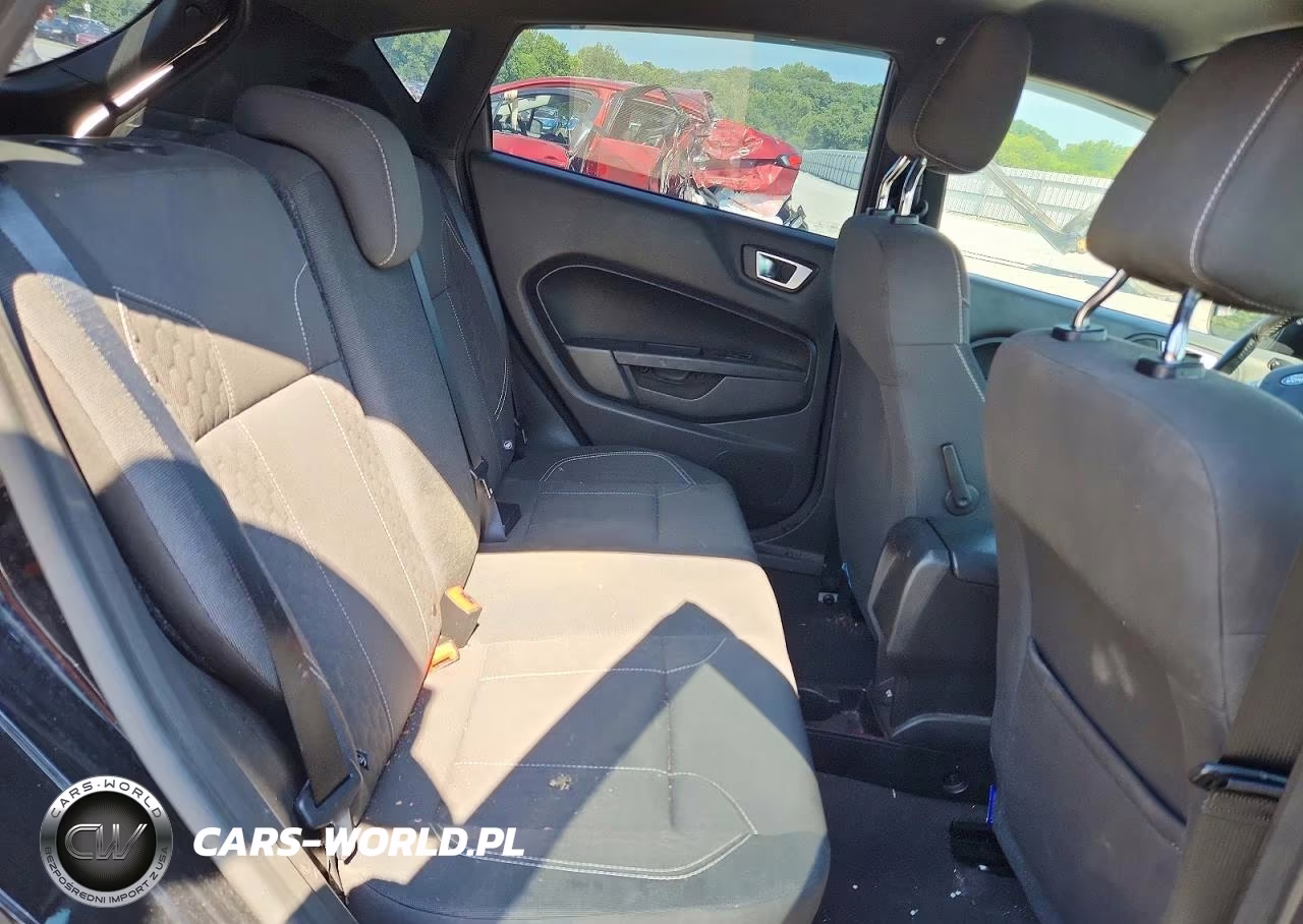 2019 Ford Fiesta St VIN:3FADP4GX0KM121124 - 10