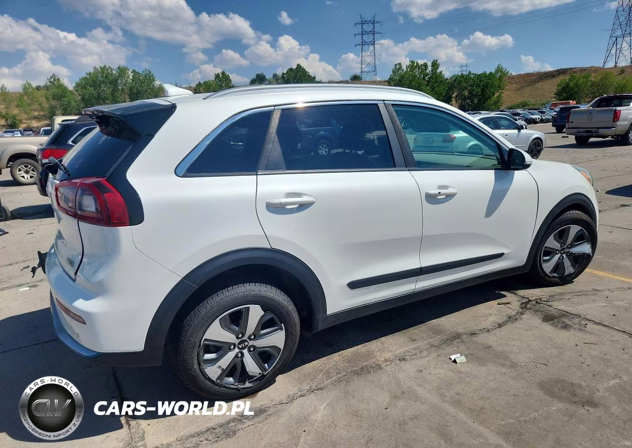 2019 Kia Niro Ex Premium VIN:KNDCC3LDXK5222149 - 3