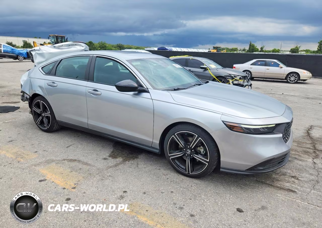 2025 Honda Accord Hybrid Sport VIN:1HGCY2F56SA029733 - 4