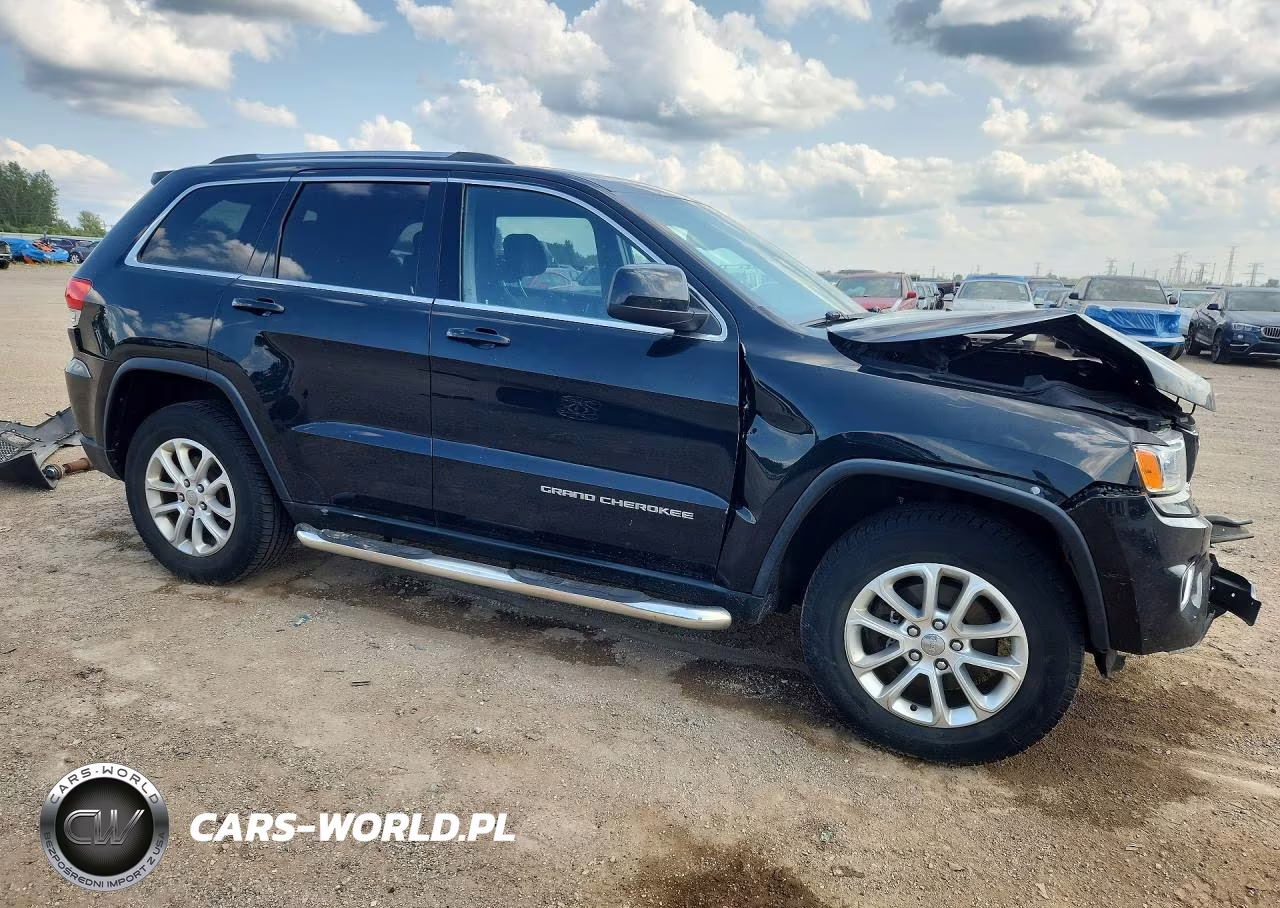 2015 Jeep Grand Cherokee Laredo VIN:1C4RJFAG8FC919593 - 4