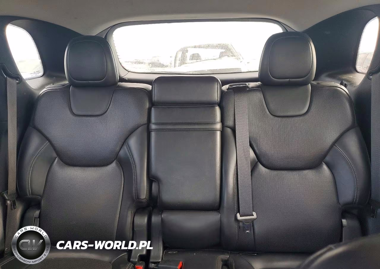2019 Jeep Cherokee Overland VIN:1C4PJMJN0KD174269 - 10