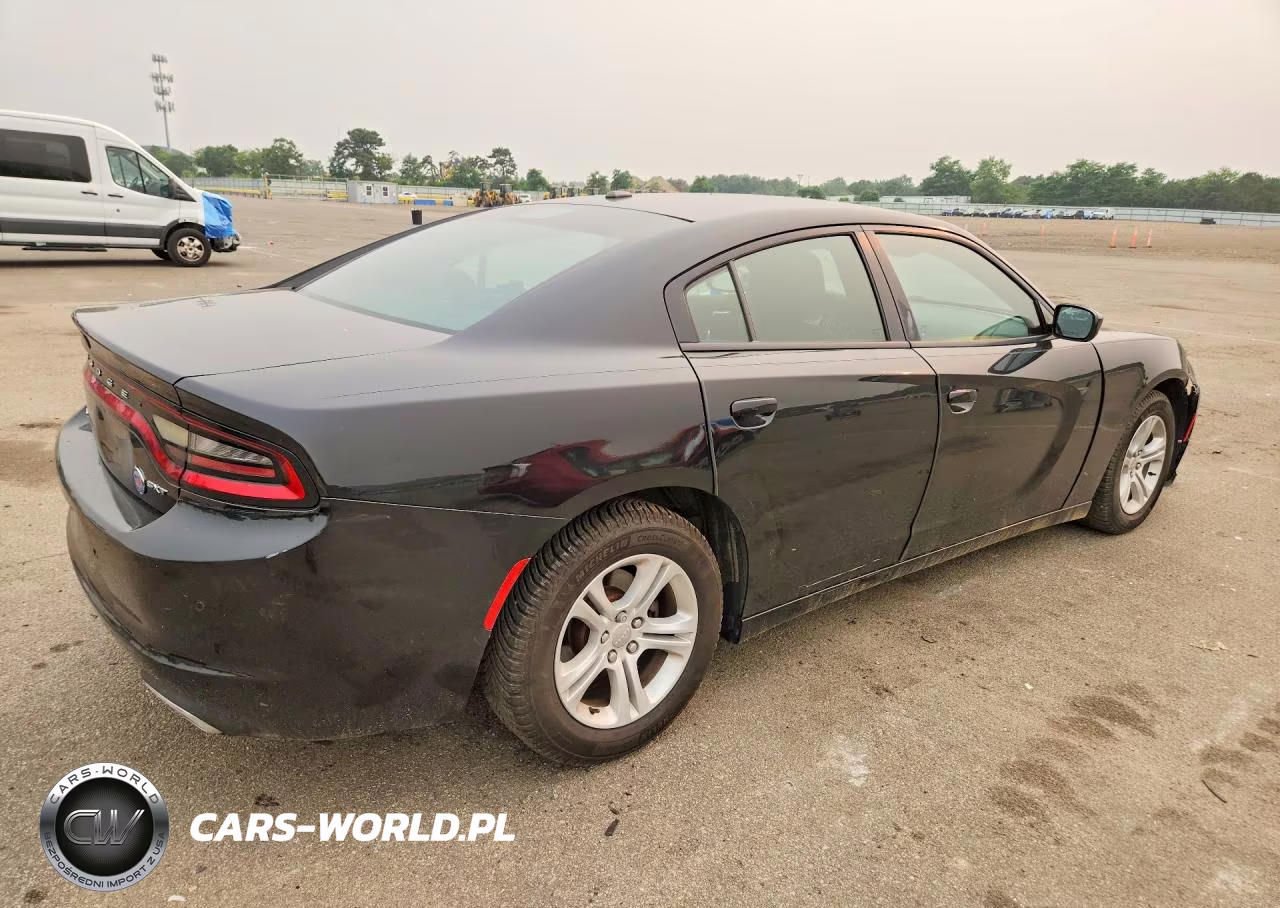 2018 Dodge Charger Sxt VIN:2C3CDXBG4JH232297 - 3