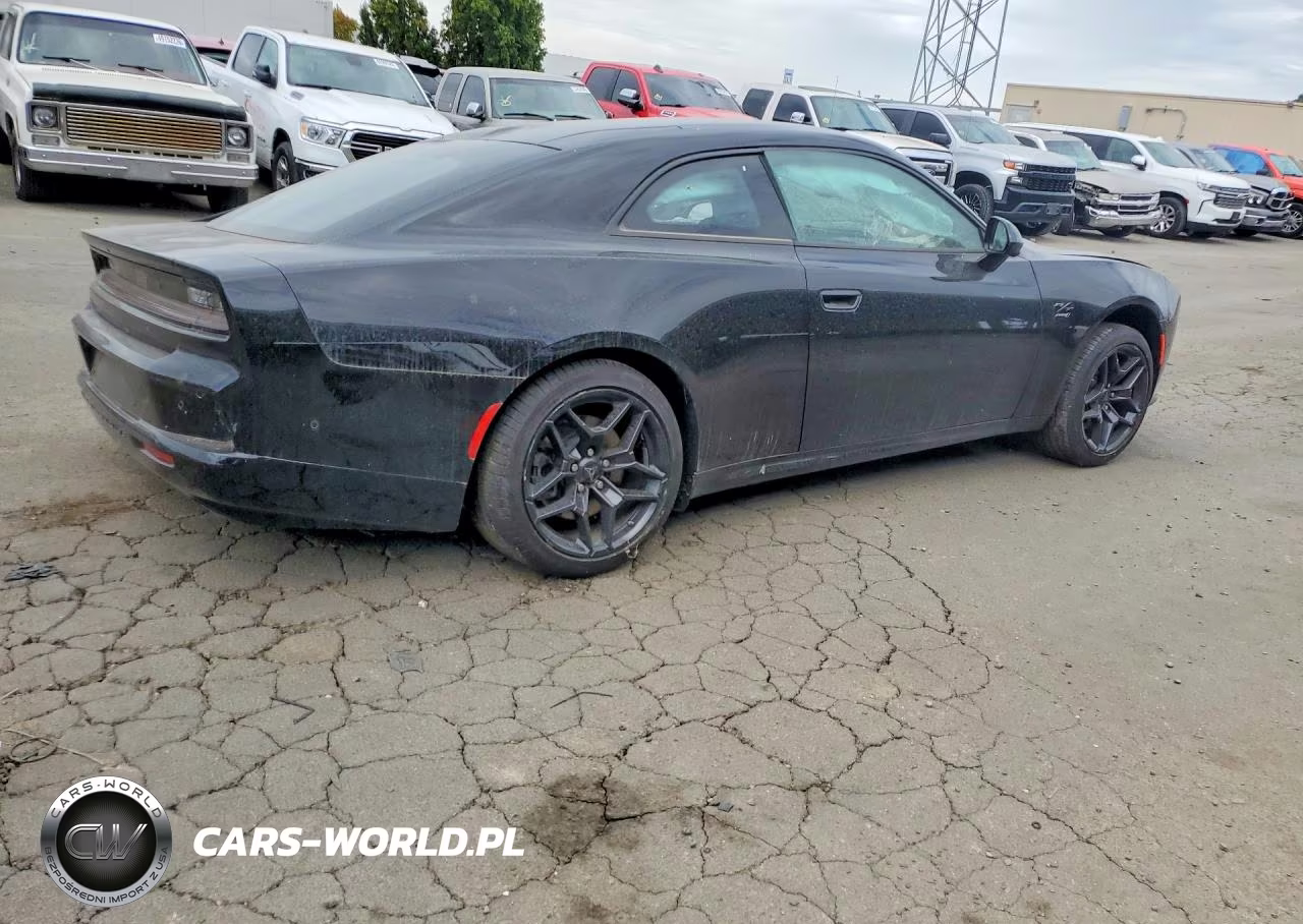 2024 Dodge Charger Daytona R VIN:2C3CDBCK5RR208697 - 3
