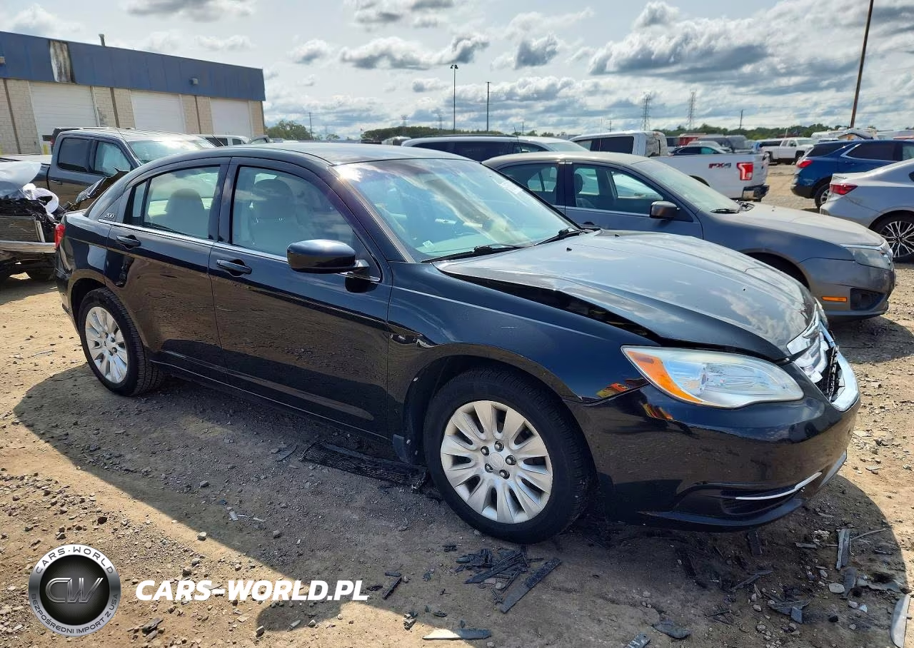 2011 Chrysler 200 Lx VIN:1C3BC4FB1BN543089 - 4