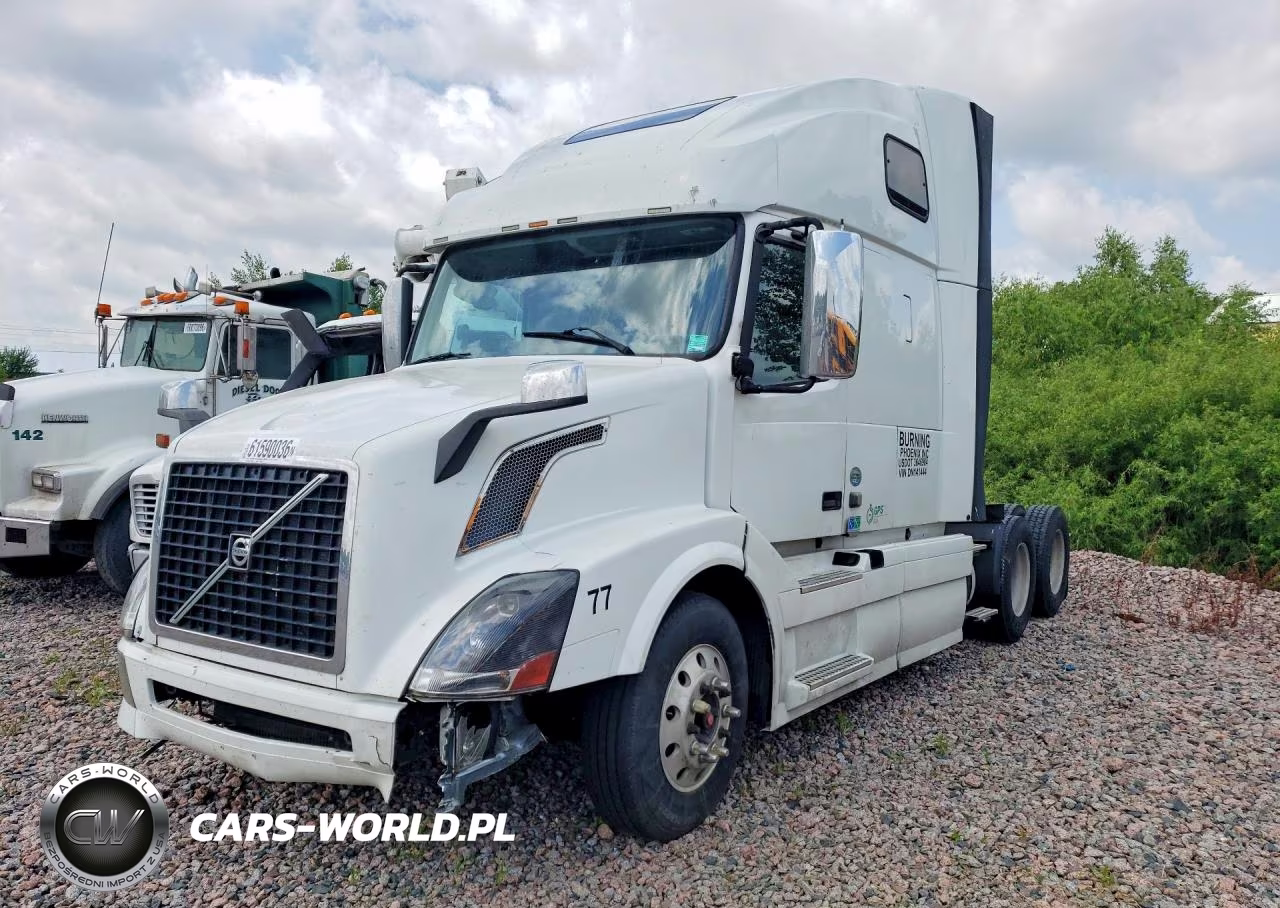 2013 Volvo Vnl Semi Truck