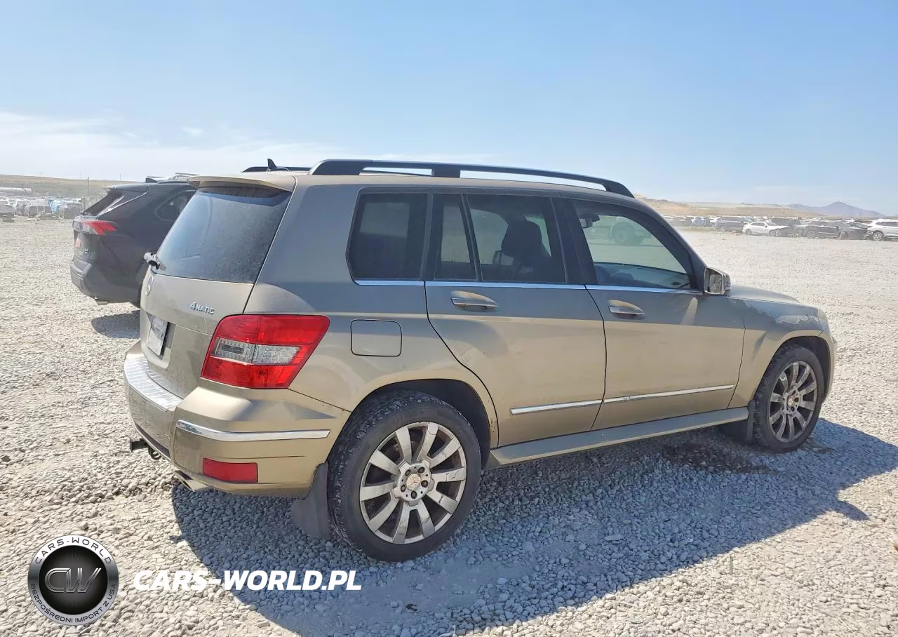 2010 Mercedes-Benz Glk 350 4Matic VIN:WDCGG8HB2AF416087 - 3