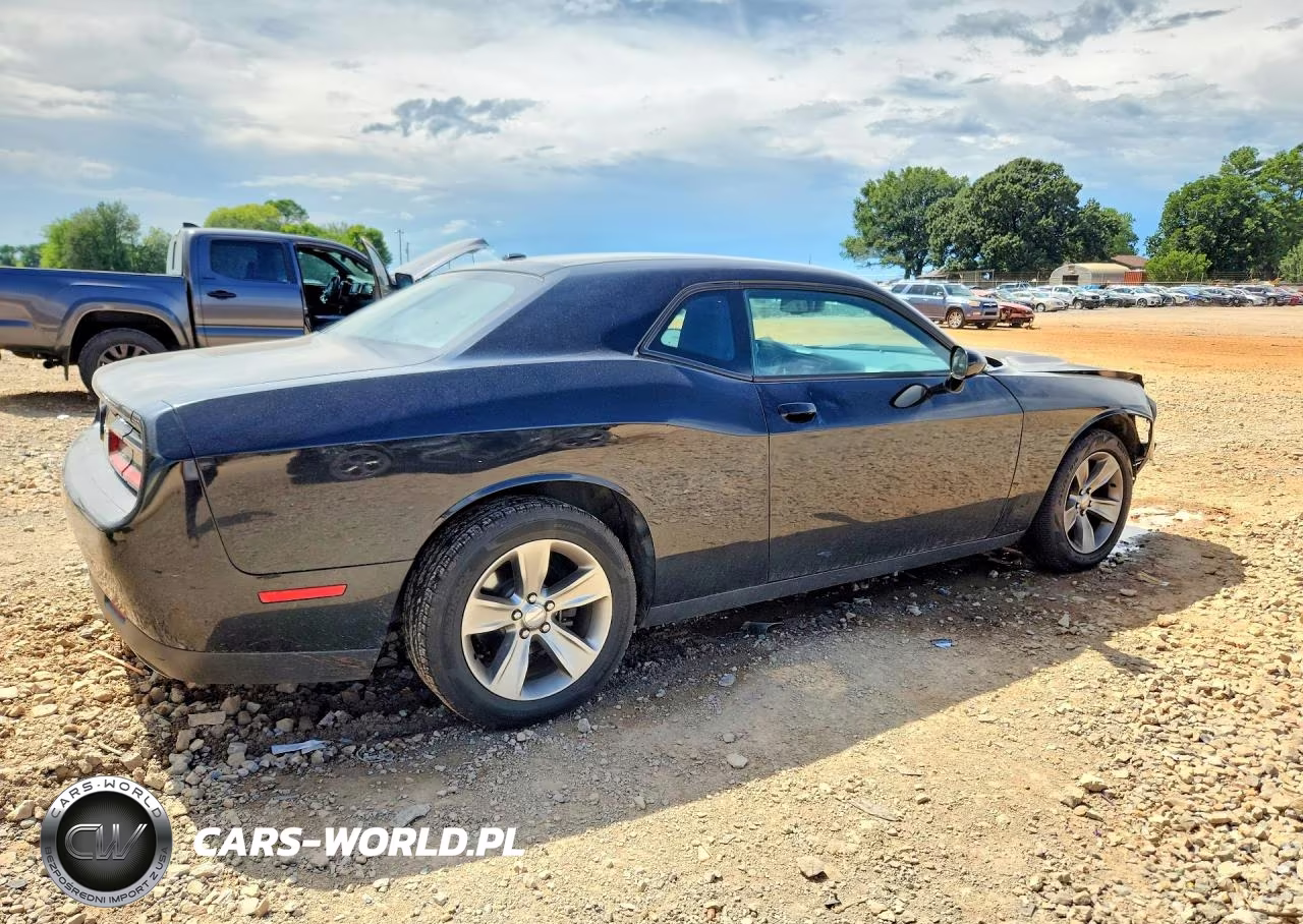 2016 Dodge Challenger Sxt VIN:2C3CDZAG4GH145425 - 3