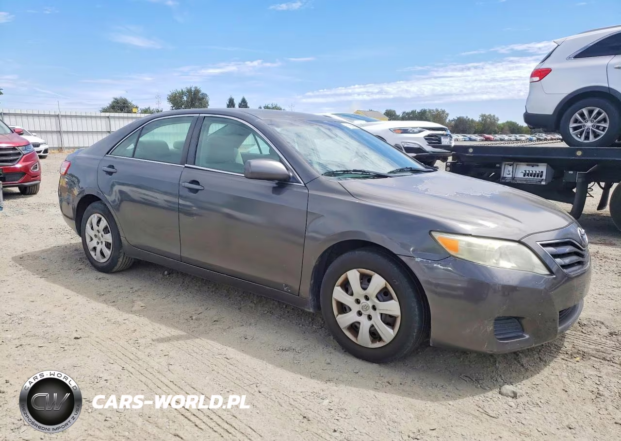 2010 Toyota Camry Le VIN:4T1BF3EK0AU048493 - 4