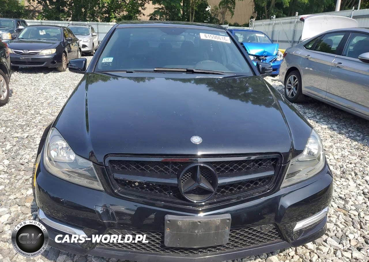 2013 Mercedes-Benz C 250 VIN:WDDGF4HB3DR279641 - 5