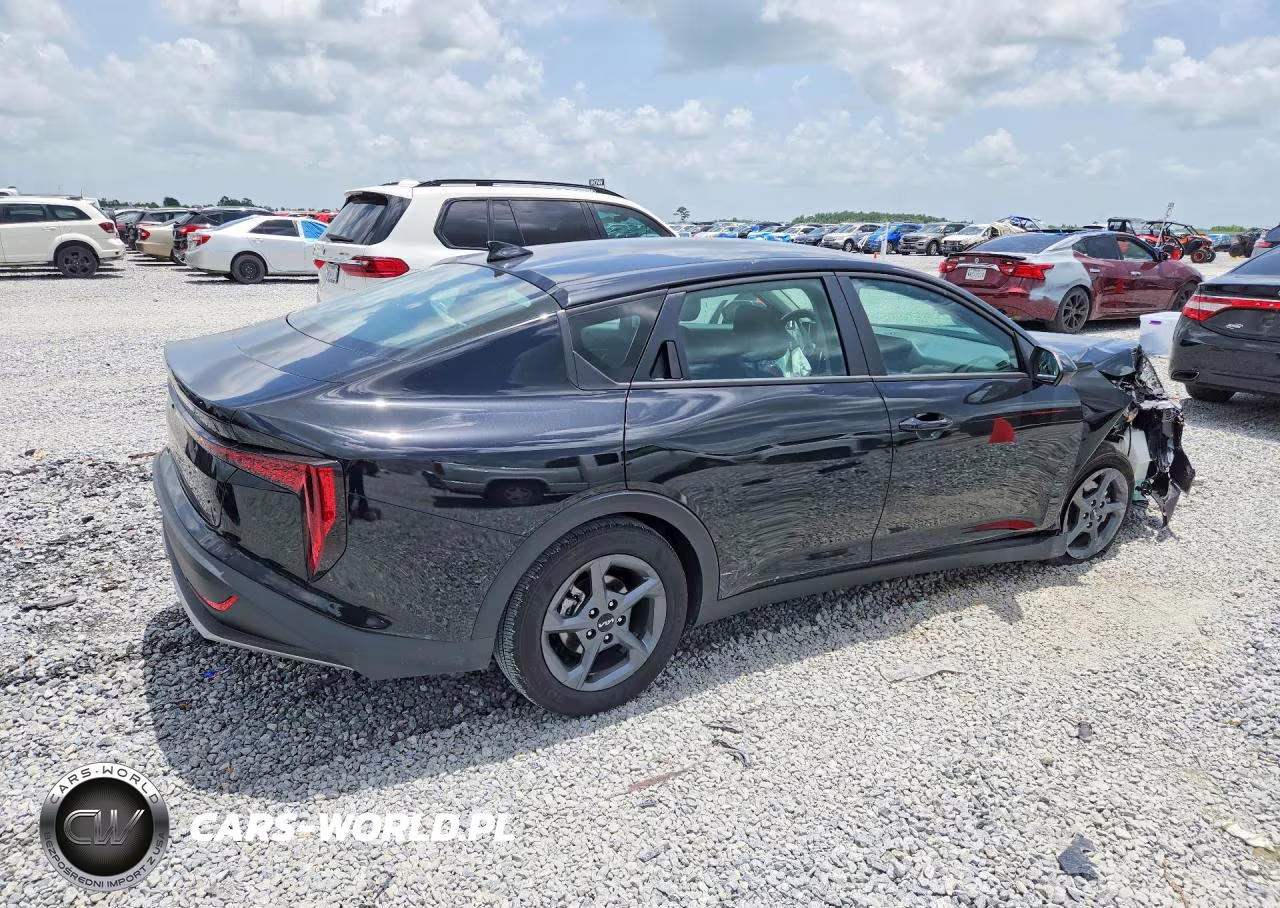2026 Kia K4 Lxs VIN:3KPFT4DE0TE270940 - 3