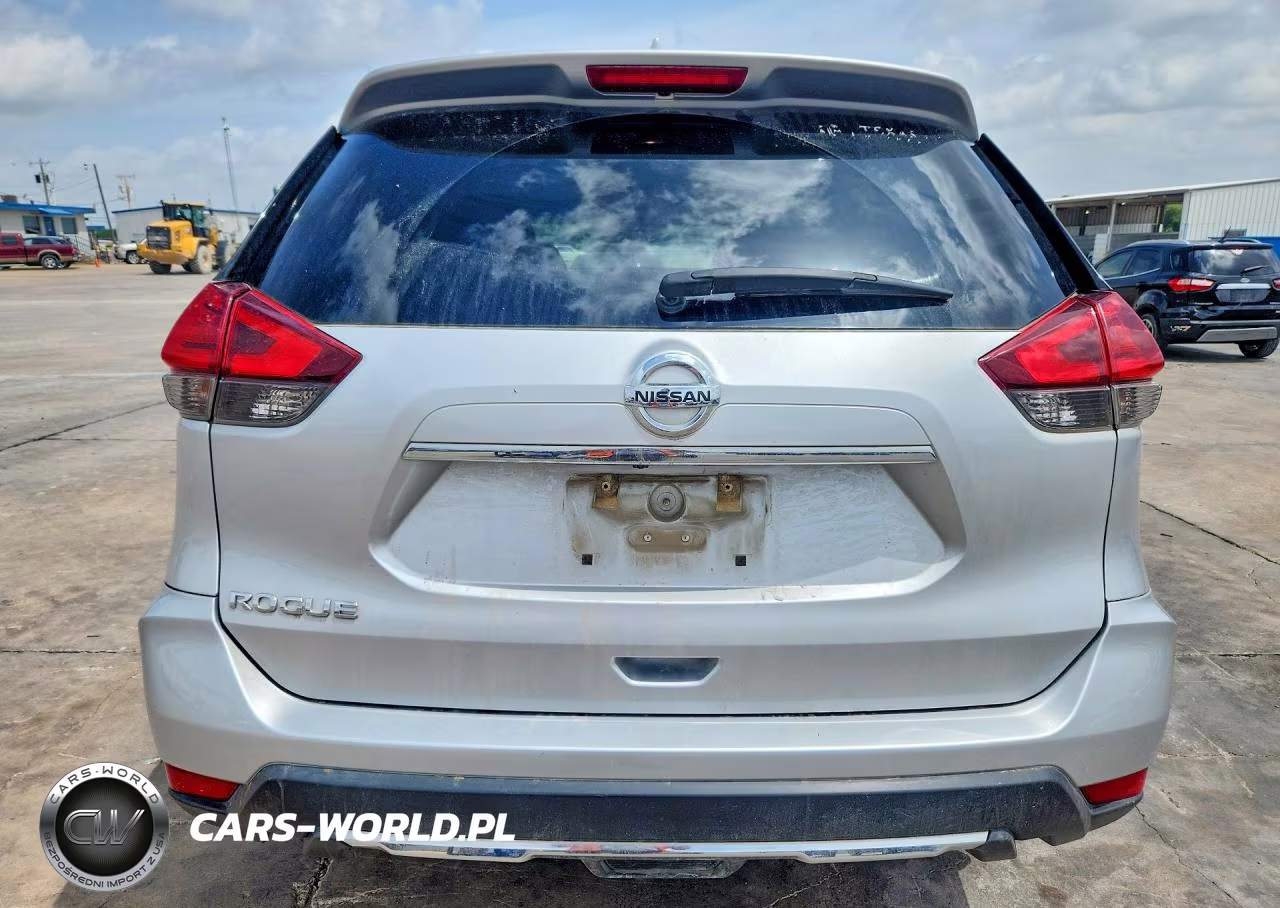2017 Nissan Rogue S VIN:5N1AT2MT4HC835343 - 6