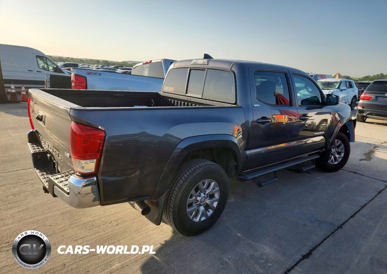 2017 Toyota Tacoma Sr5 V6 VIN:5TFAZ5CN3HX051199 - 3