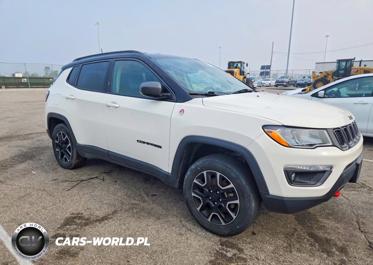2019 Jeep Compass Trailhawk VIN:3C4NJDDB7KT659382 - 4