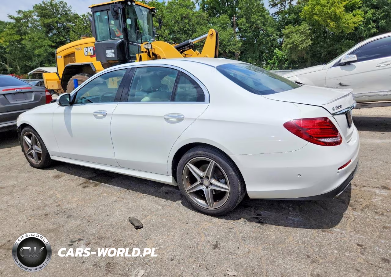 2017 Mercedes-Benz E 300 4Matic VIN:WDDZF4KB9HA058518 - 2