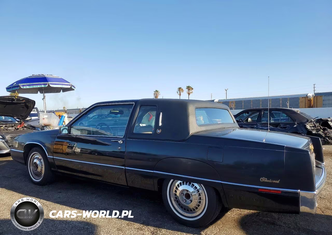 1990 Cadillac Fleetwood VIN:1G6CB1330L4206115 - 2