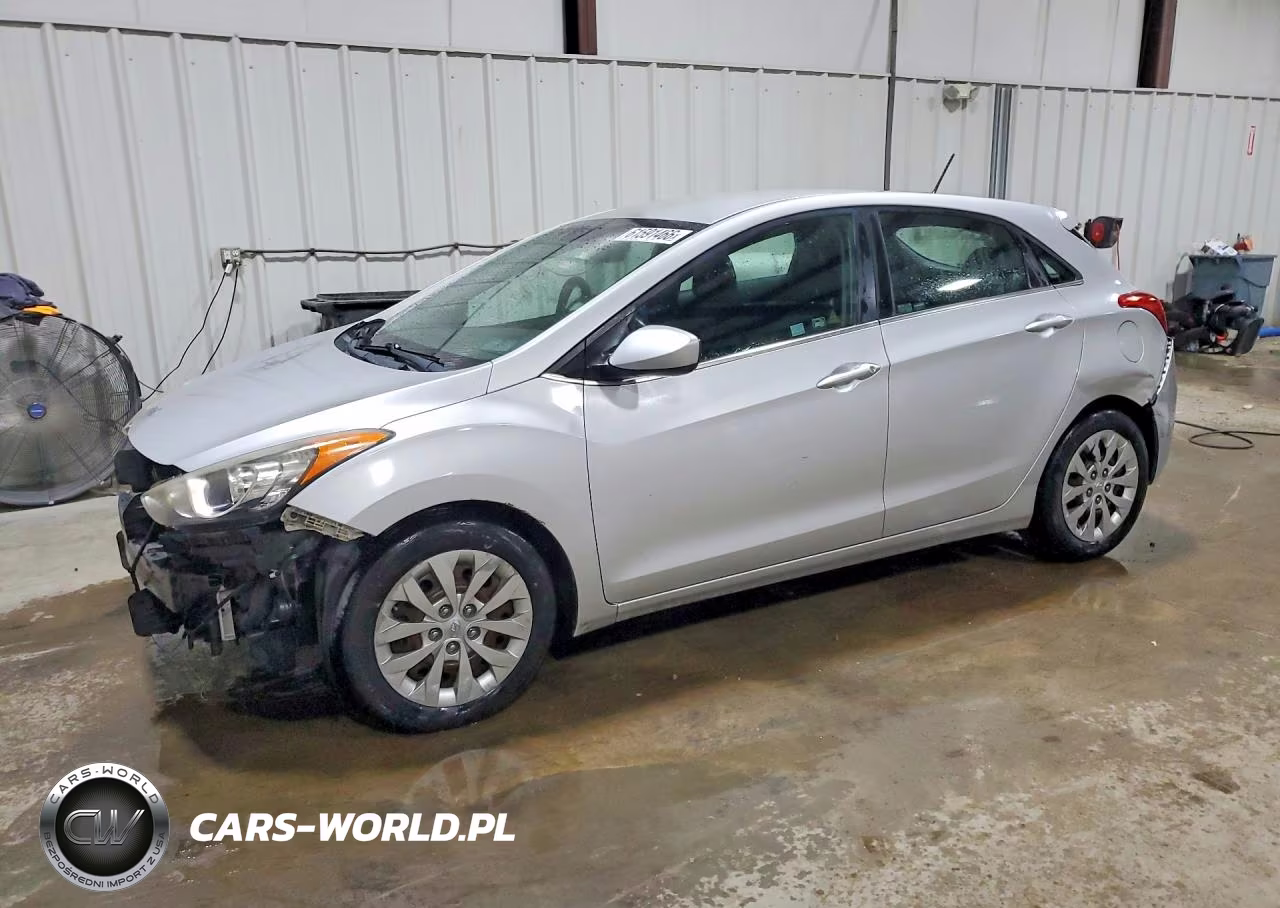 2016 Hyundai Elantra Gt Base – zdjęcie 1 z 13