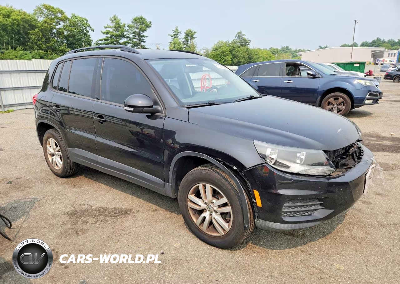 2017 Volkswagen Tiguan S VIN:WVGAV7AXXHK023534 - 4