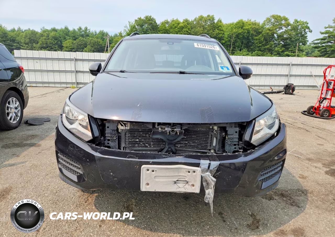 2017 Volkswagen Tiguan S VIN:WVGAV7AXXHK023534 - 5