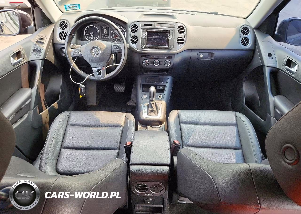 2017 Volkswagen Tiguan S VIN:WVGAV7AXXHK023534 - 8