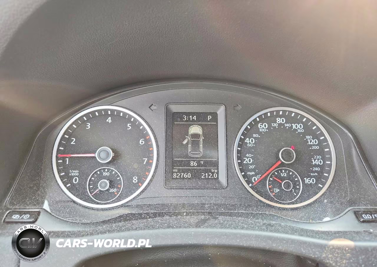 2017 Volkswagen Tiguan S VIN:WVGAV7AXXHK023534 - 9