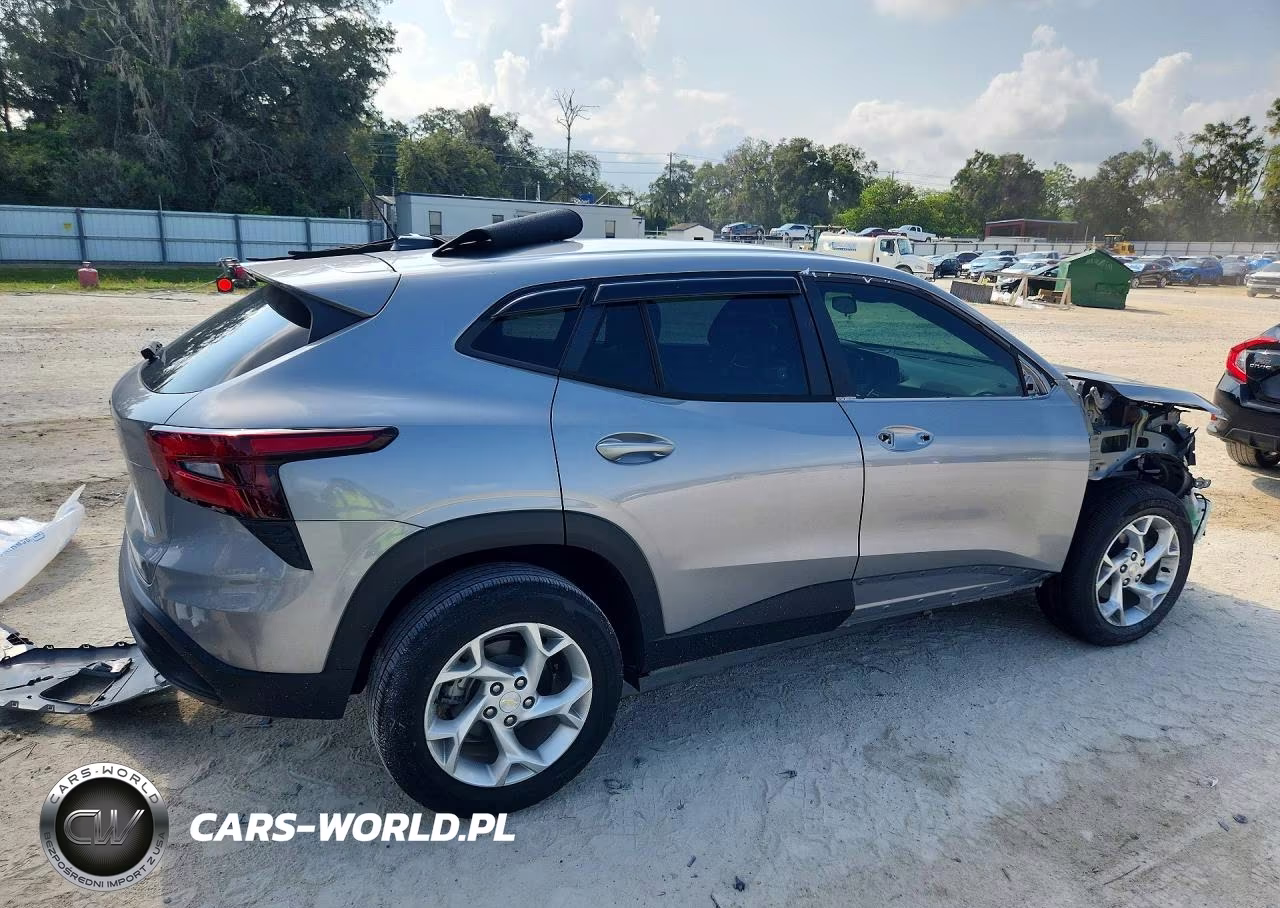 2024 Chevrolet Trax Ls VIN:KL77LFE29RC140723 - 3