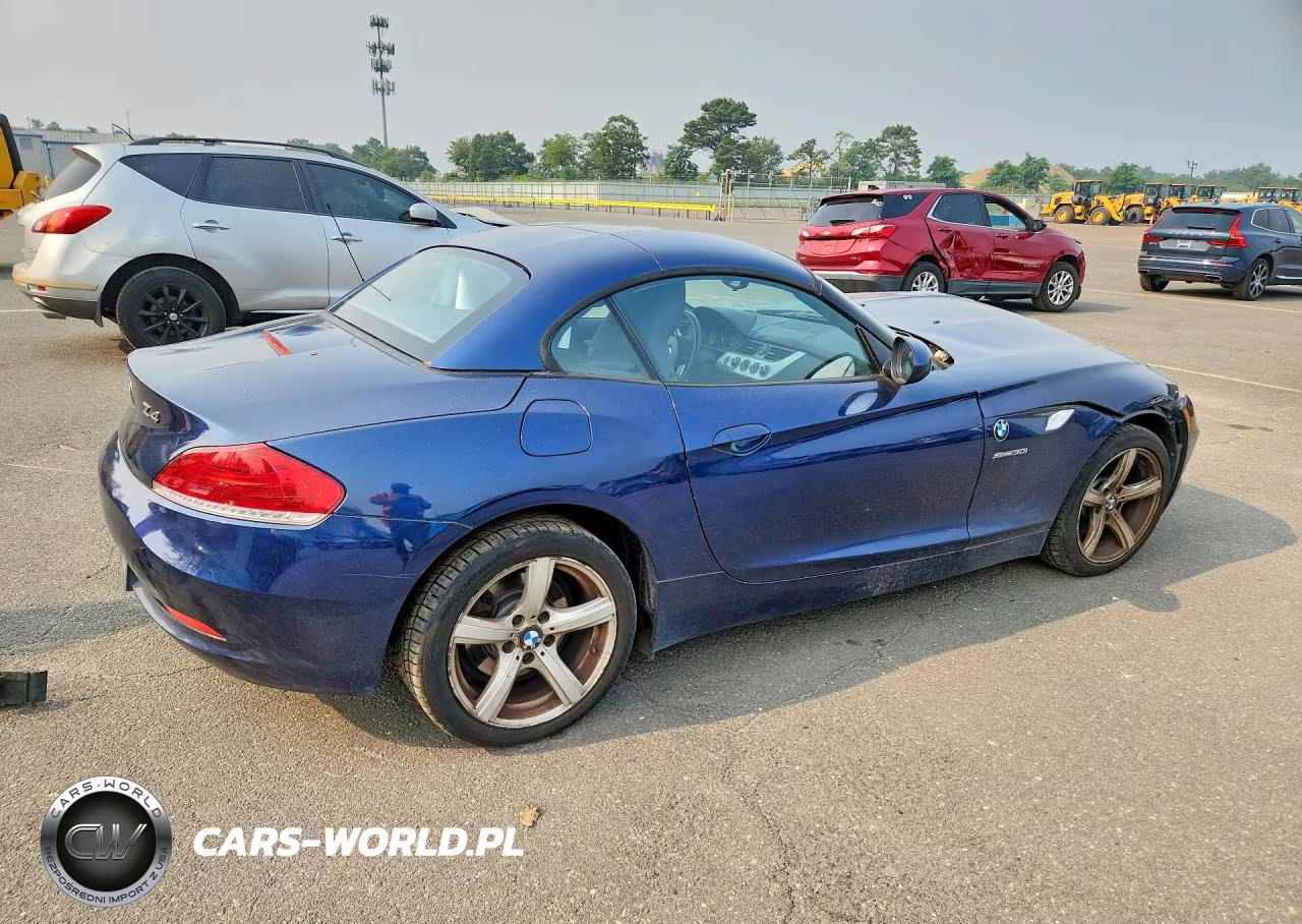 2011 BMW Z4 Sdrive30I VIN:WBALM5C56BE495703 - 3