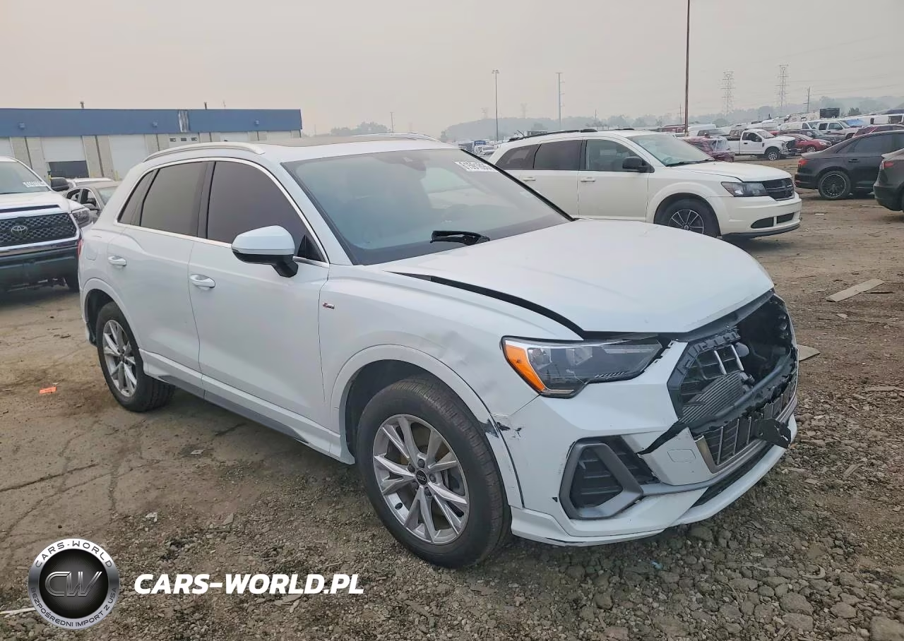 2021 Audi Q3 Premium S Line 45 VIN:WA1DECF32M1050690 - 4