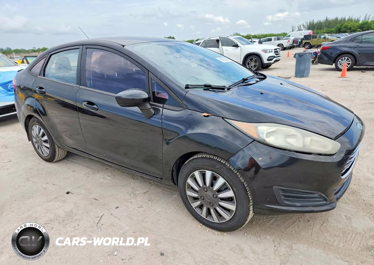2015 Ford Fiesta S VIN:3FADP4AJ0FM202795 - 4