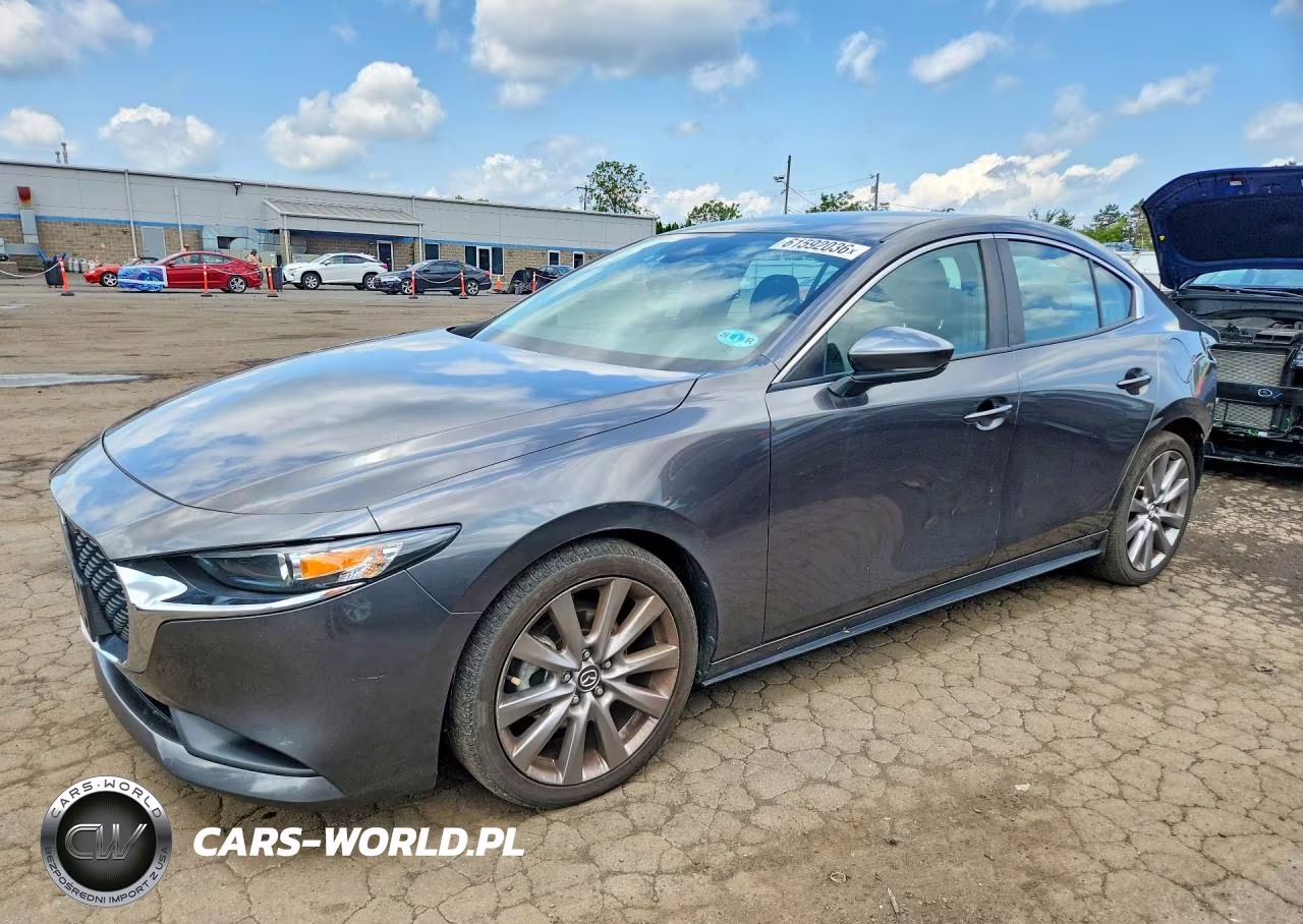 2021 Mazda 3 Select