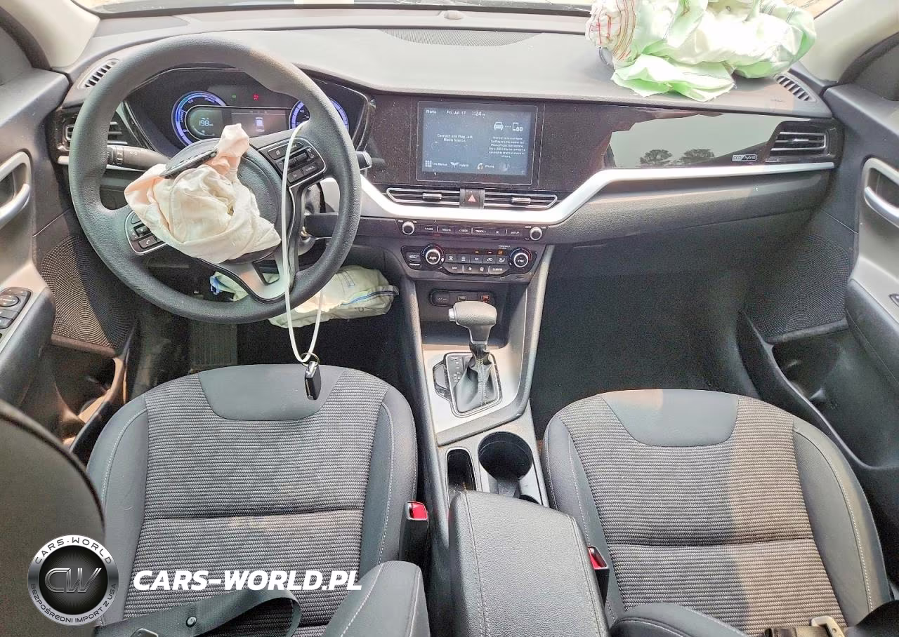 2020 Kia Niro Lx VIN:KNDCB3LC2L5419862 - 8
