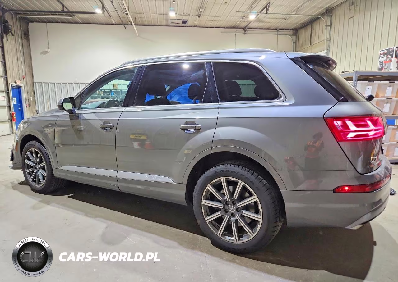 2017 Audi Q7 Premium Plus VIN:WA1LAAF70HD000079 - 2