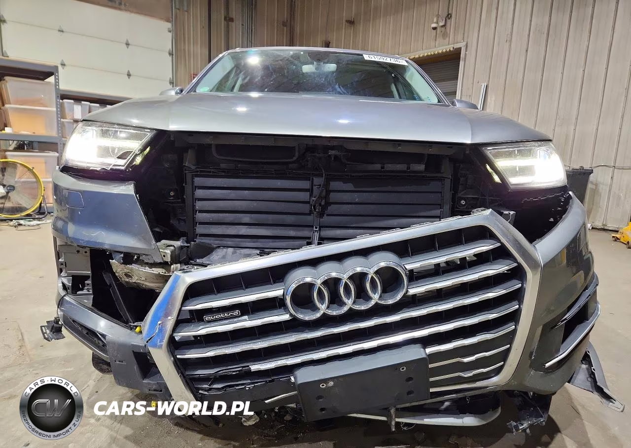 2017 Audi Q7 Premium Plus VIN:WA1LAAF70HD000079 - 5