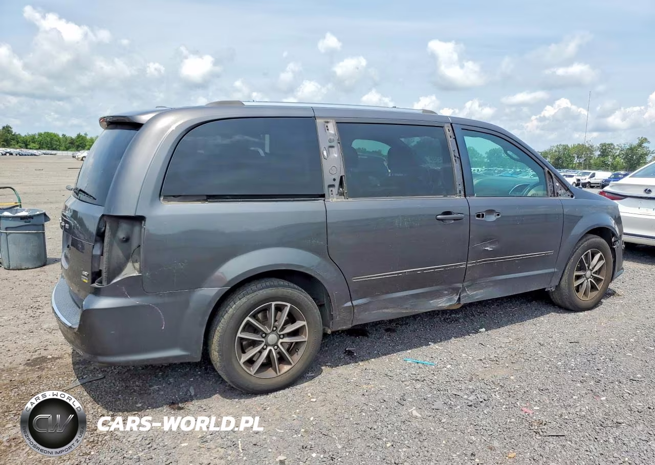 2017 Dodge Grand Caravan Sxt VIN:2C4RDGCG6HR817889 - 3