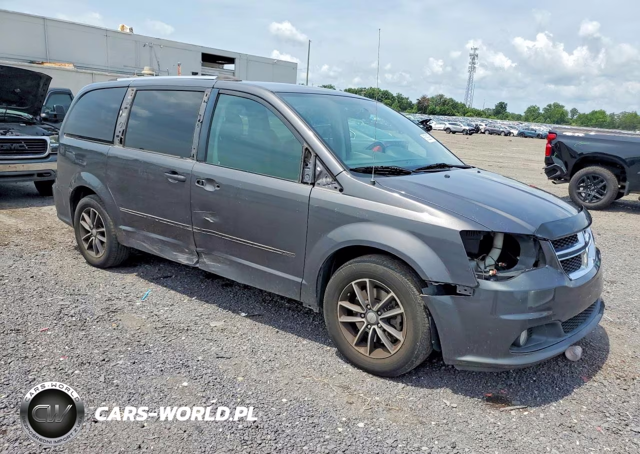 2017 Dodge Grand Caravan Sxt VIN:2C4RDGCG6HR817889 - 4