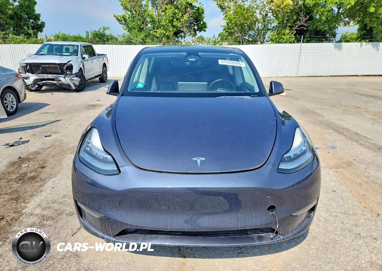 2023 Tesla Model Y VIN:7SAYGDEF5PA049323 - 5