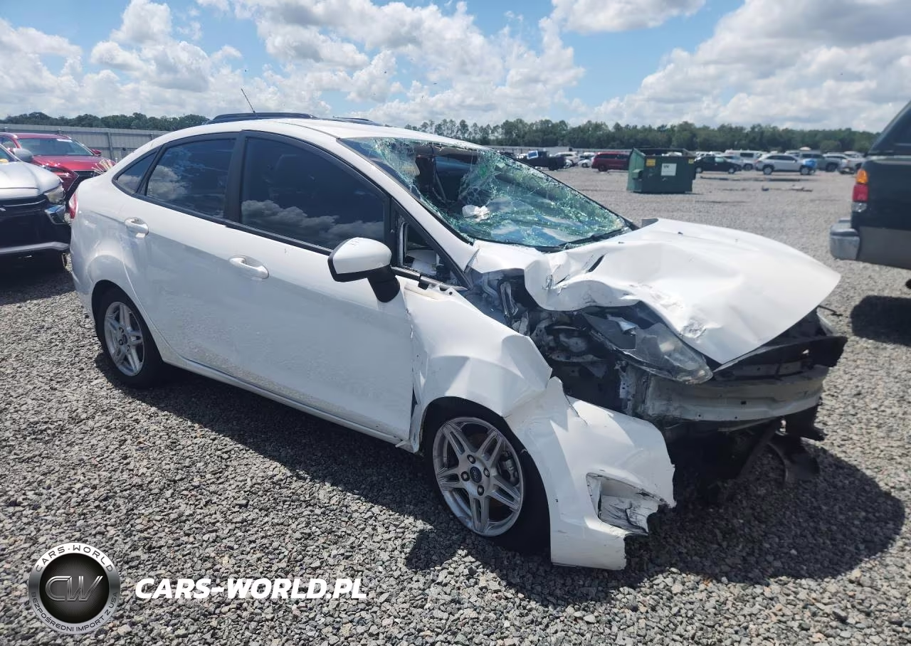 2018 Ford Fiesta Se VIN:3FADP4BJ1JM133848 - 4