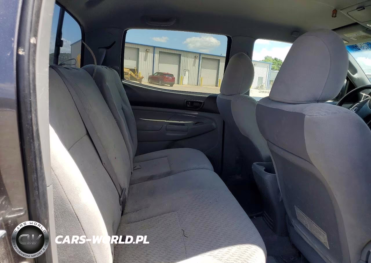 2011 Toyota Tacoma Double Cab VIN:5TFLU4EN8BX009679 - 10
