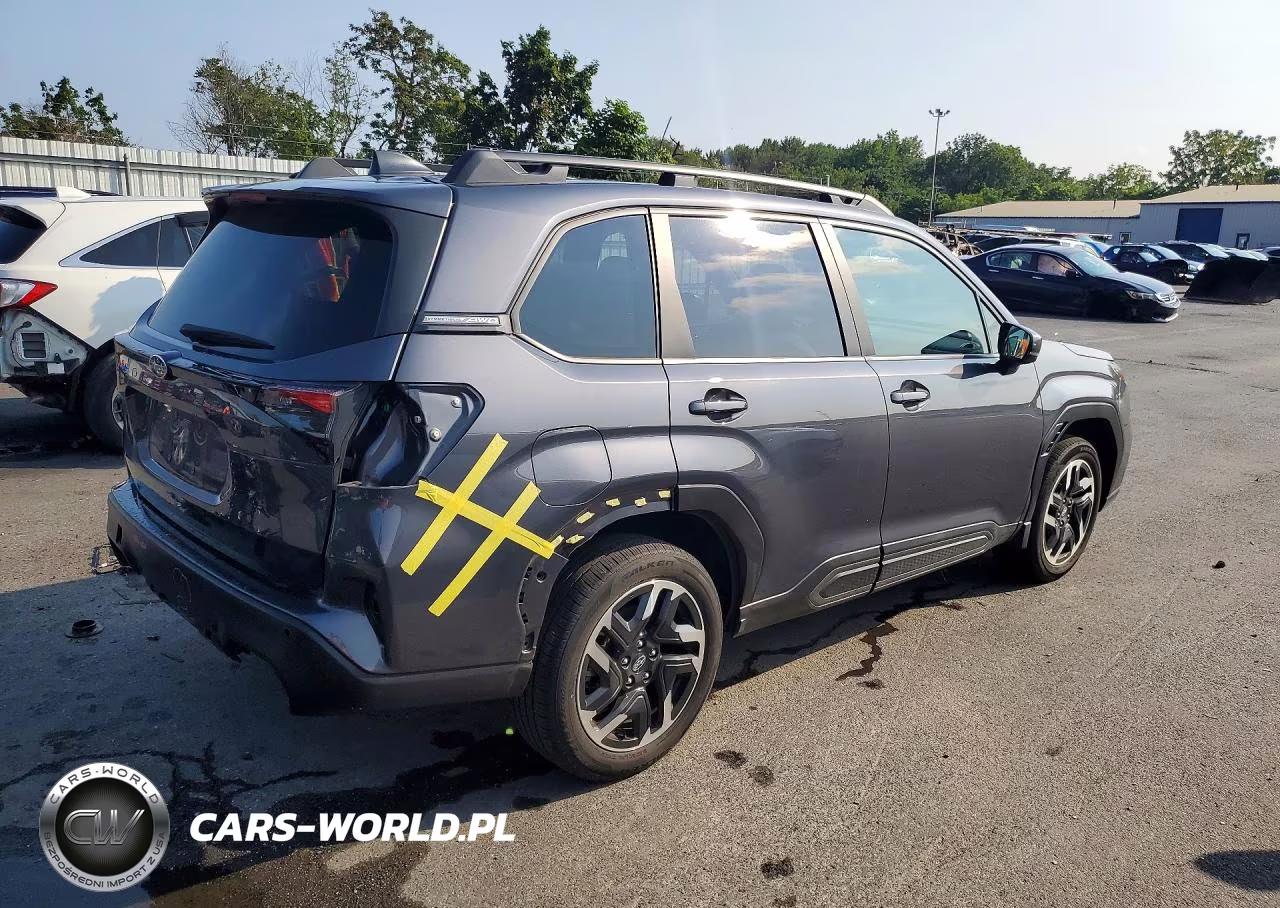 2025 Subaru Forester Limited VIN:JF2SLDRC3SH528383 - 3