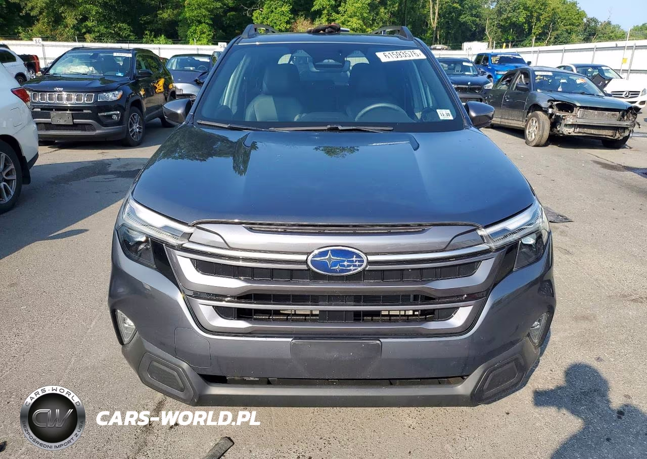 2025 Subaru Forester Limited VIN:JF2SLDRC3SH528383 - 5