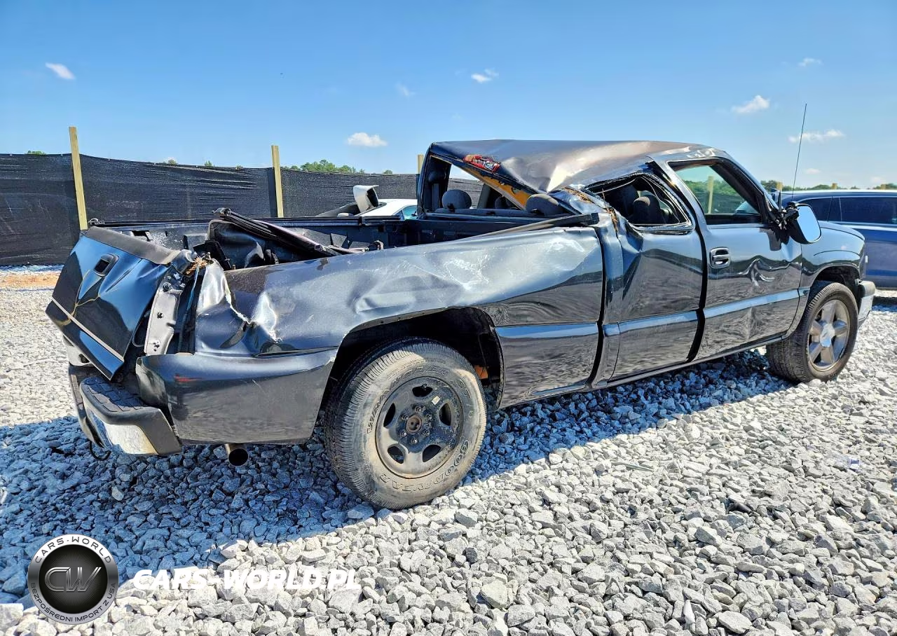 2003 Chevrolet Silverado C1500 VIN:2GCEC19V431326524 - 3