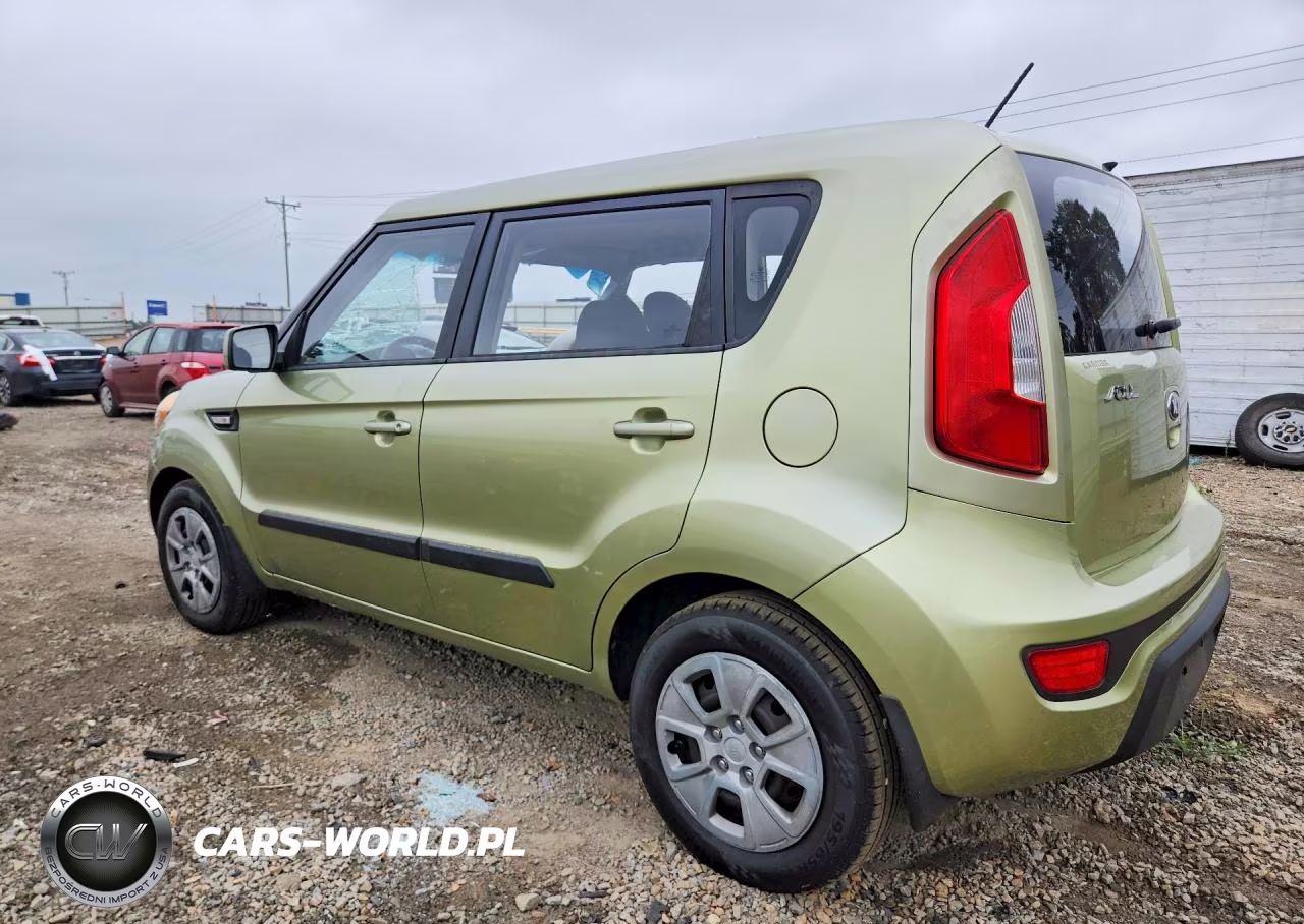2013 Kia Soul Base VIN:KNDJT2A58D7631643 - 2