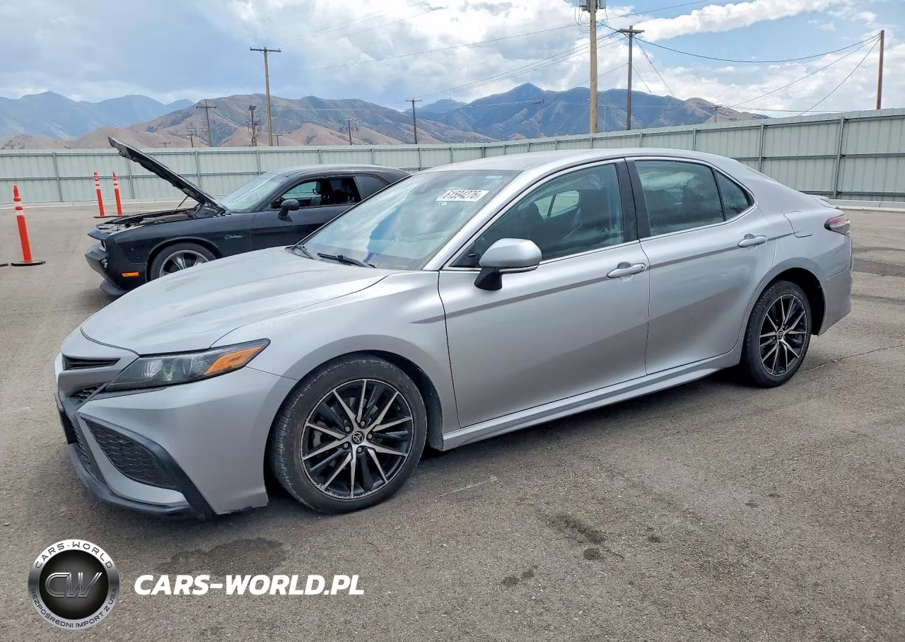2022 Toyota Camry Se