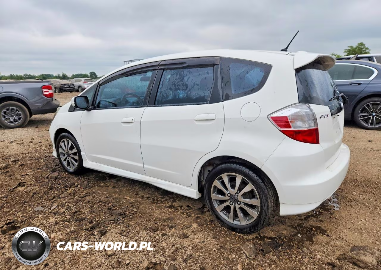 2012 Honda Fit Sport VIN:JHMGE8G57CC037709 - 2