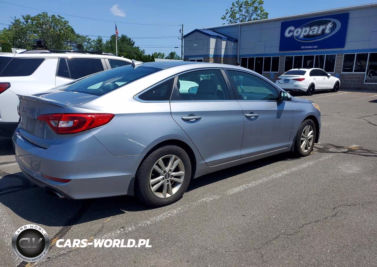 2015 Hyundai Sonata Se VIN:5NPE24AF5FH235189 - 3