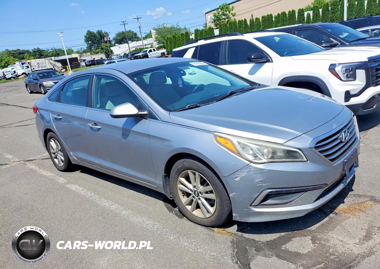 2015 Hyundai Sonata Se VIN:5NPE24AF5FH235189 - 4