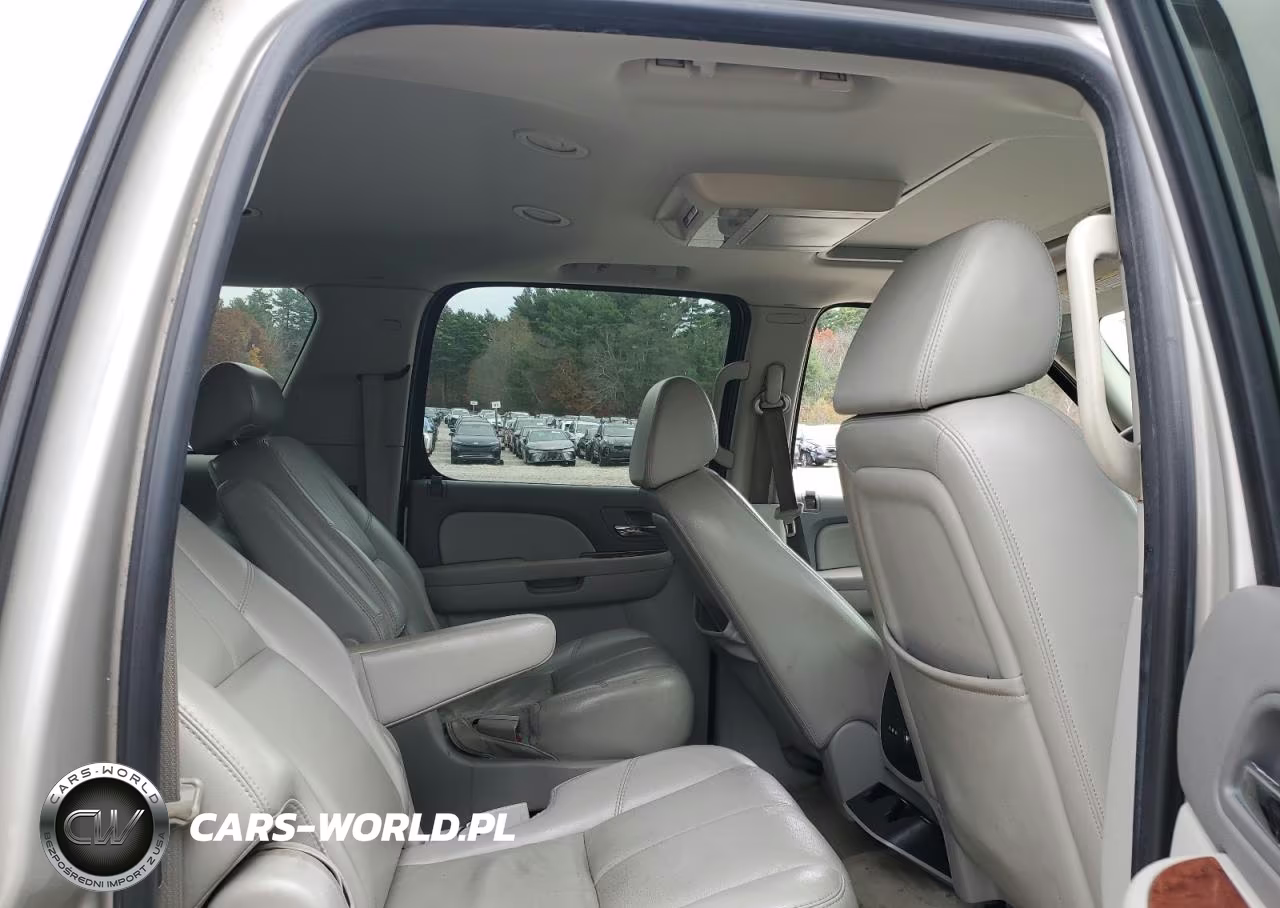 2007 Chevrolet Suburban K1500 VIN:1GNFK16317J255635 - 11