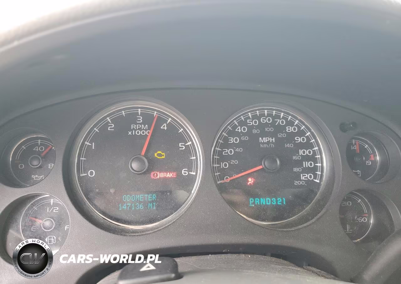 2007 Chevrolet Suburban K1500 VIN:1GNFK16317J255635 - 9