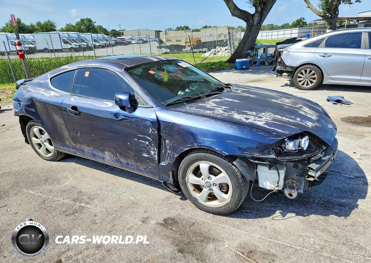 2005 Hyundai Tiburon Gs VIN:KMHHM65D75U184743 - 4