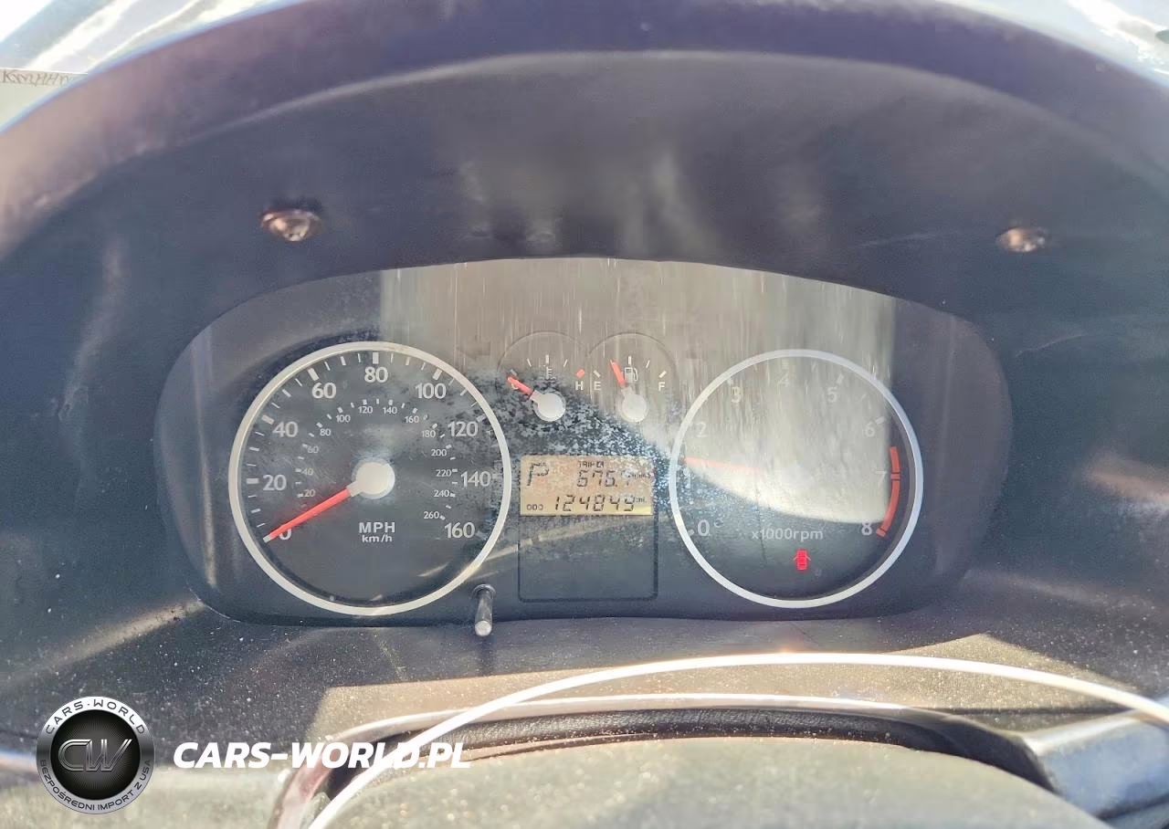 2005 Hyundai Tiburon Gs VIN:KMHHM65D75U184743 - 9